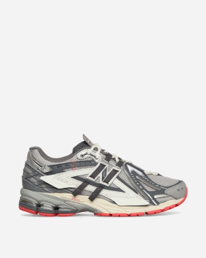 1906A Sneakers Slate Grey / Raincloud / Drift Red
