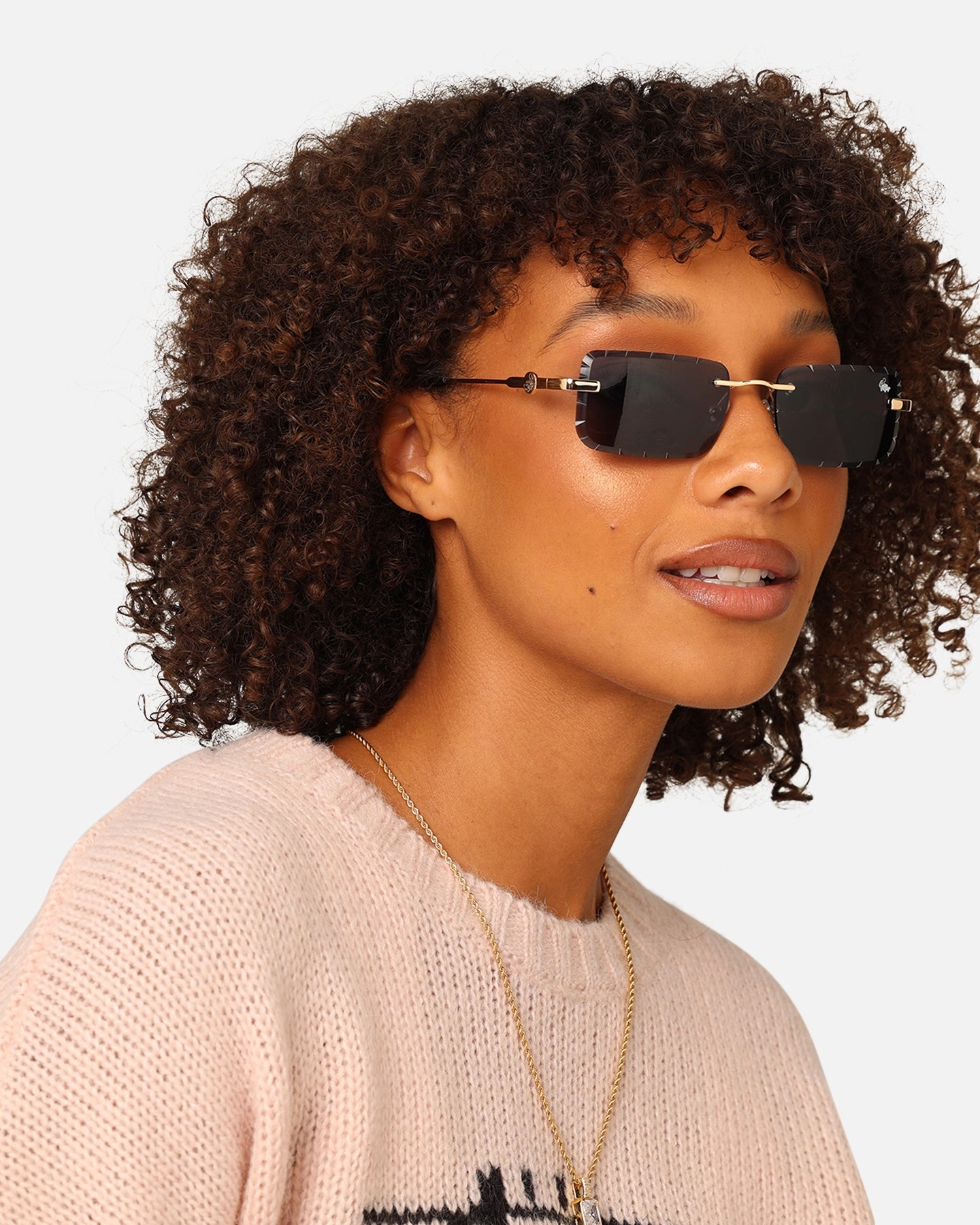 Belvoir & Co Diamond Cut Hampton Sunglasses Black/Gold