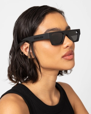 Belvoir & Co Elford Sunglasses Matte Black