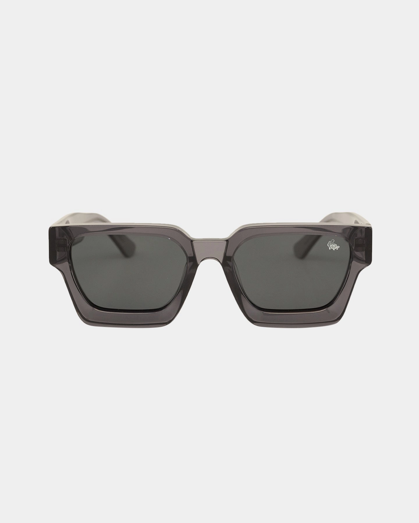 Belvoir & Co Larsson Sunglasses Smoke