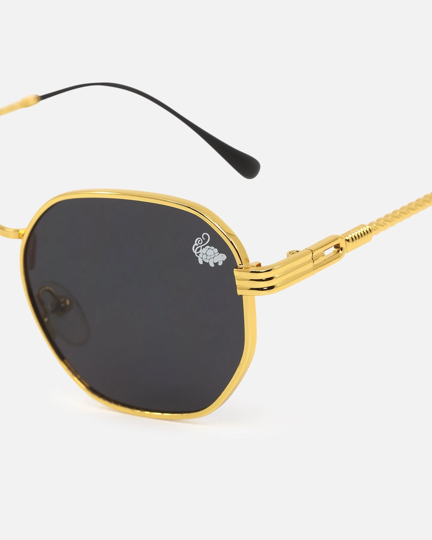 Belvoir & Co Maxwell Sunglasses Gold/Black