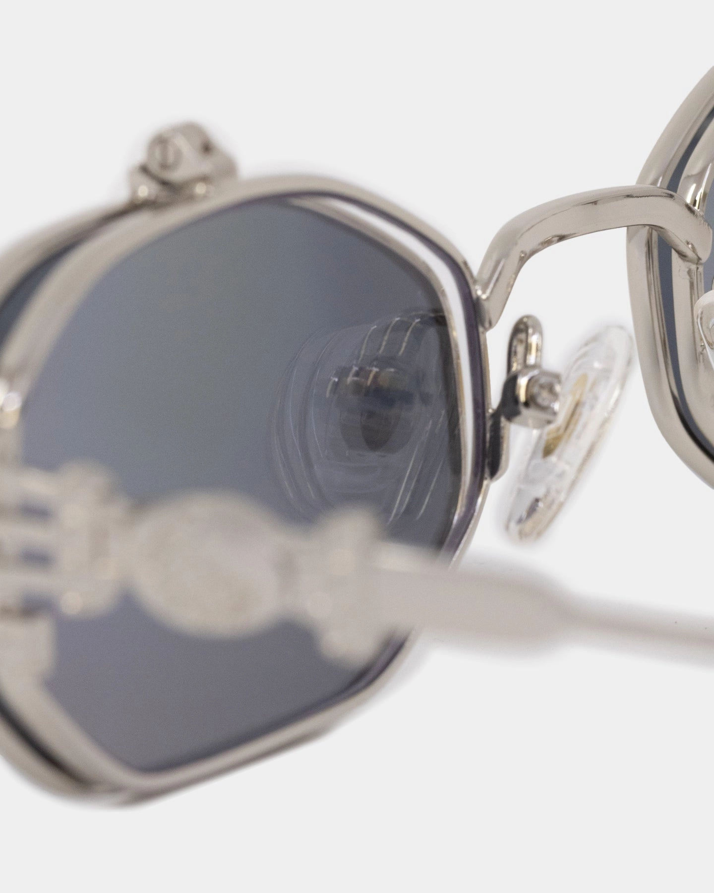 Belvoir & Co Ramar Flip Sunglasses Silver/Black