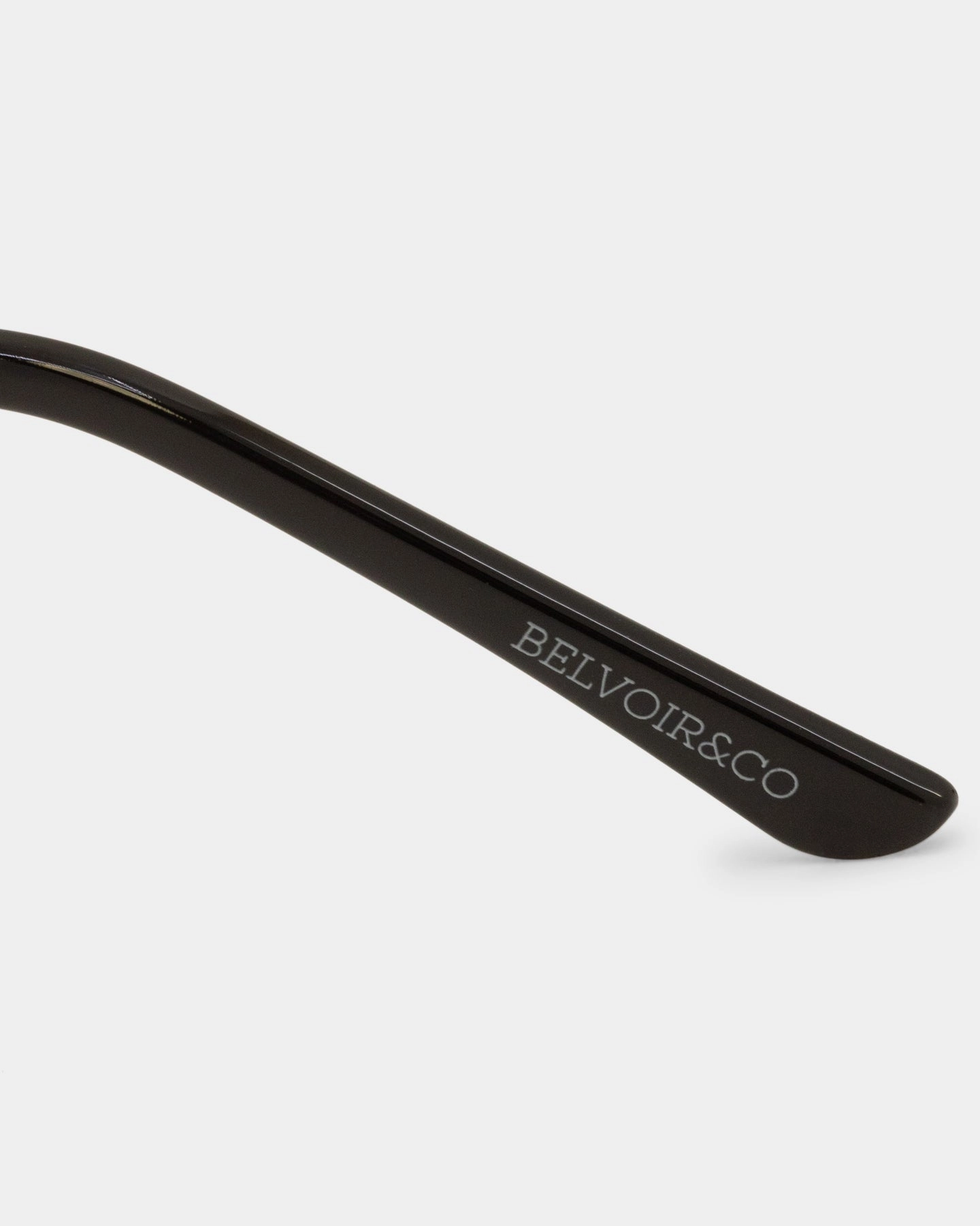 Belvoir & Co Willow Sunglasses Black/Gold