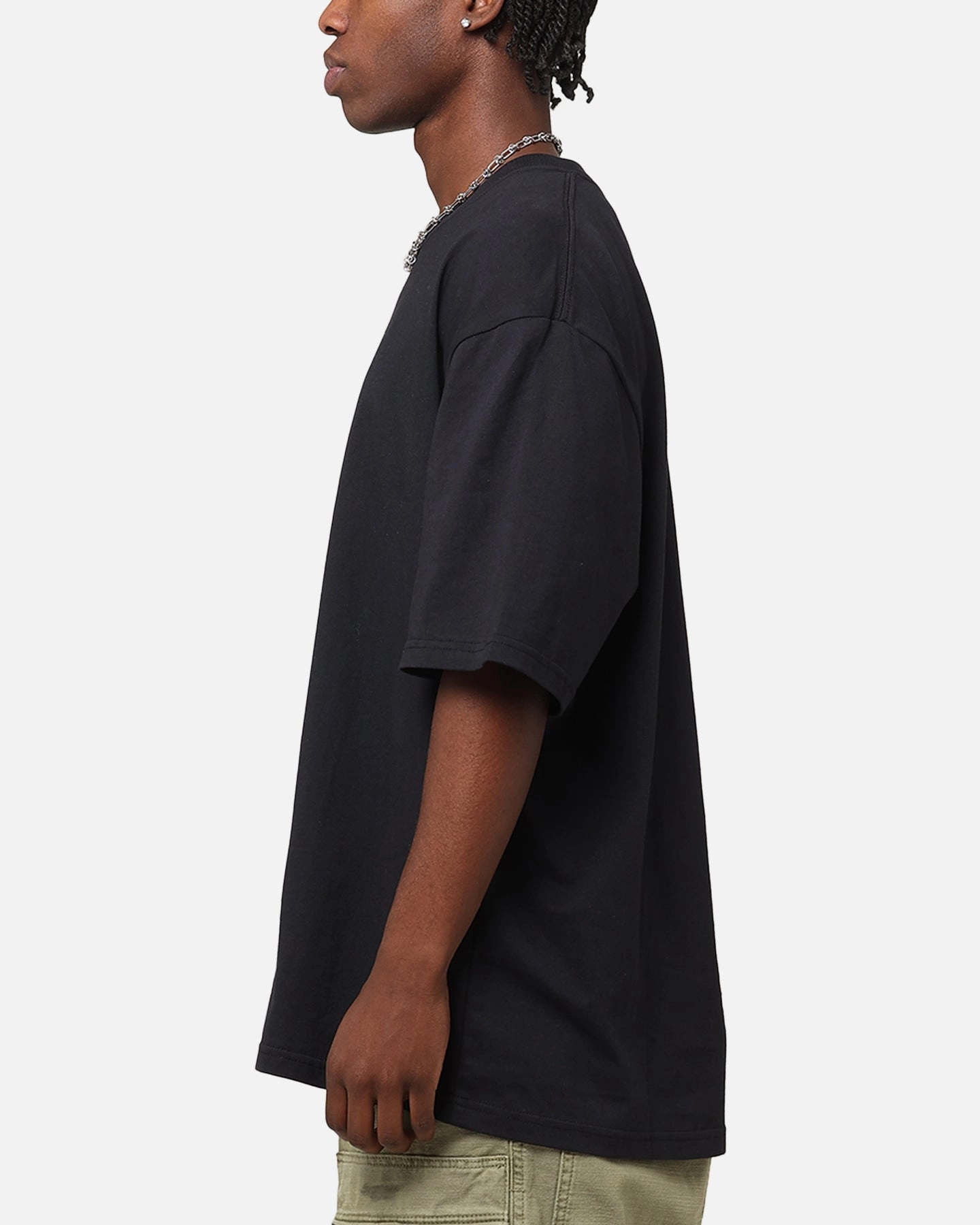 Bravado Billie Eilish Billie T-Shirt Black