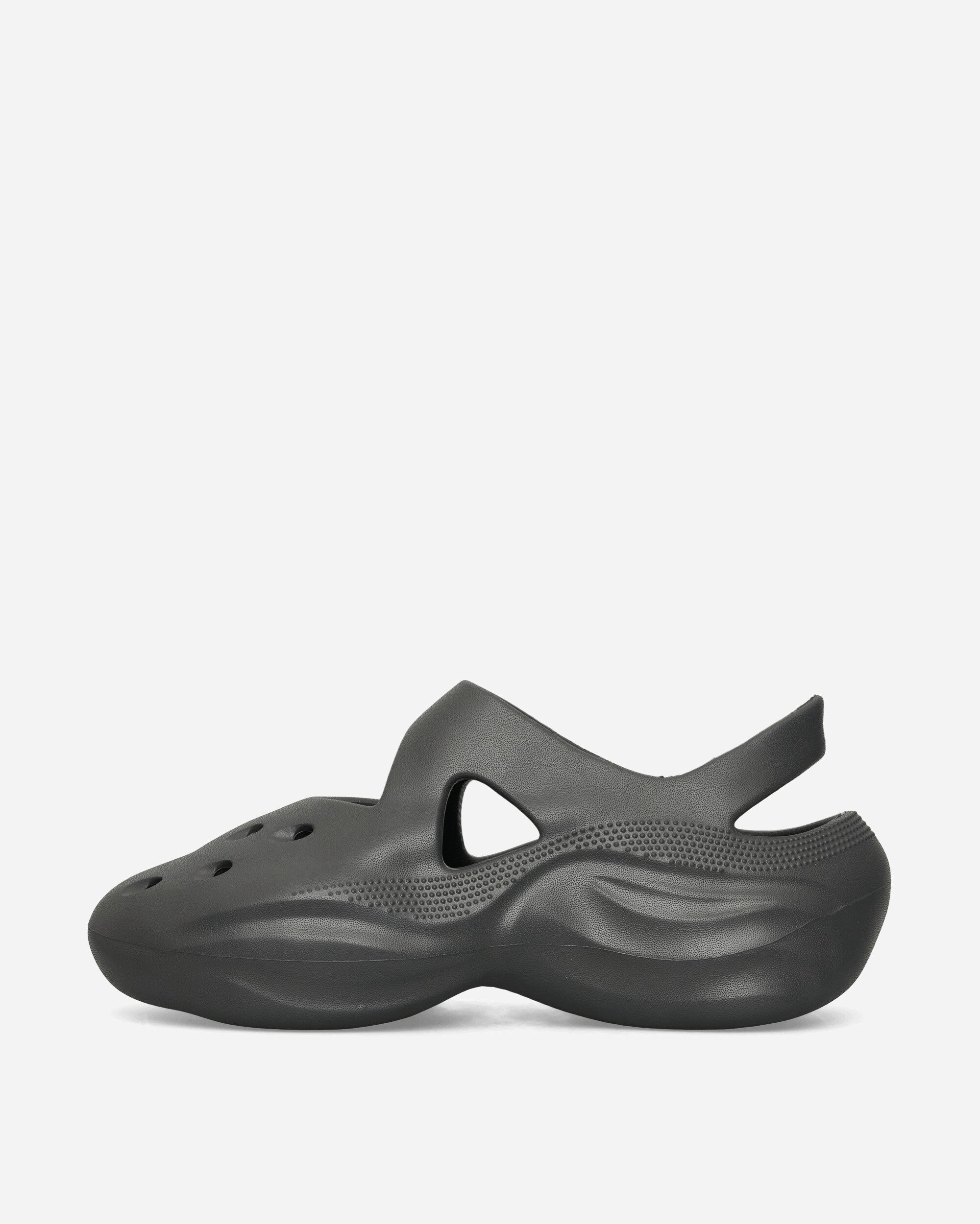 Dingyun Zhang Diffuser Clogs Black Sand