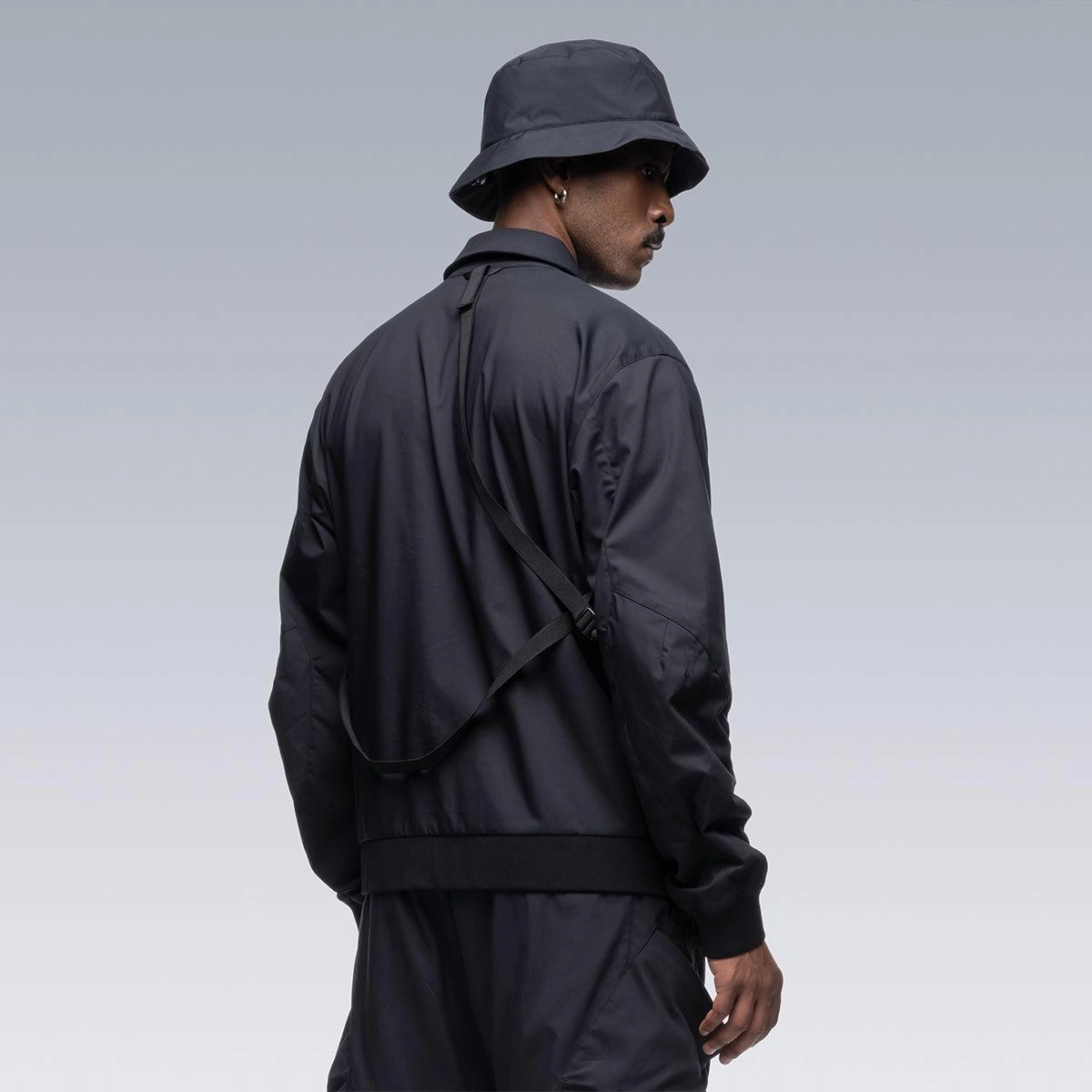 J111TS-CH 'Black'