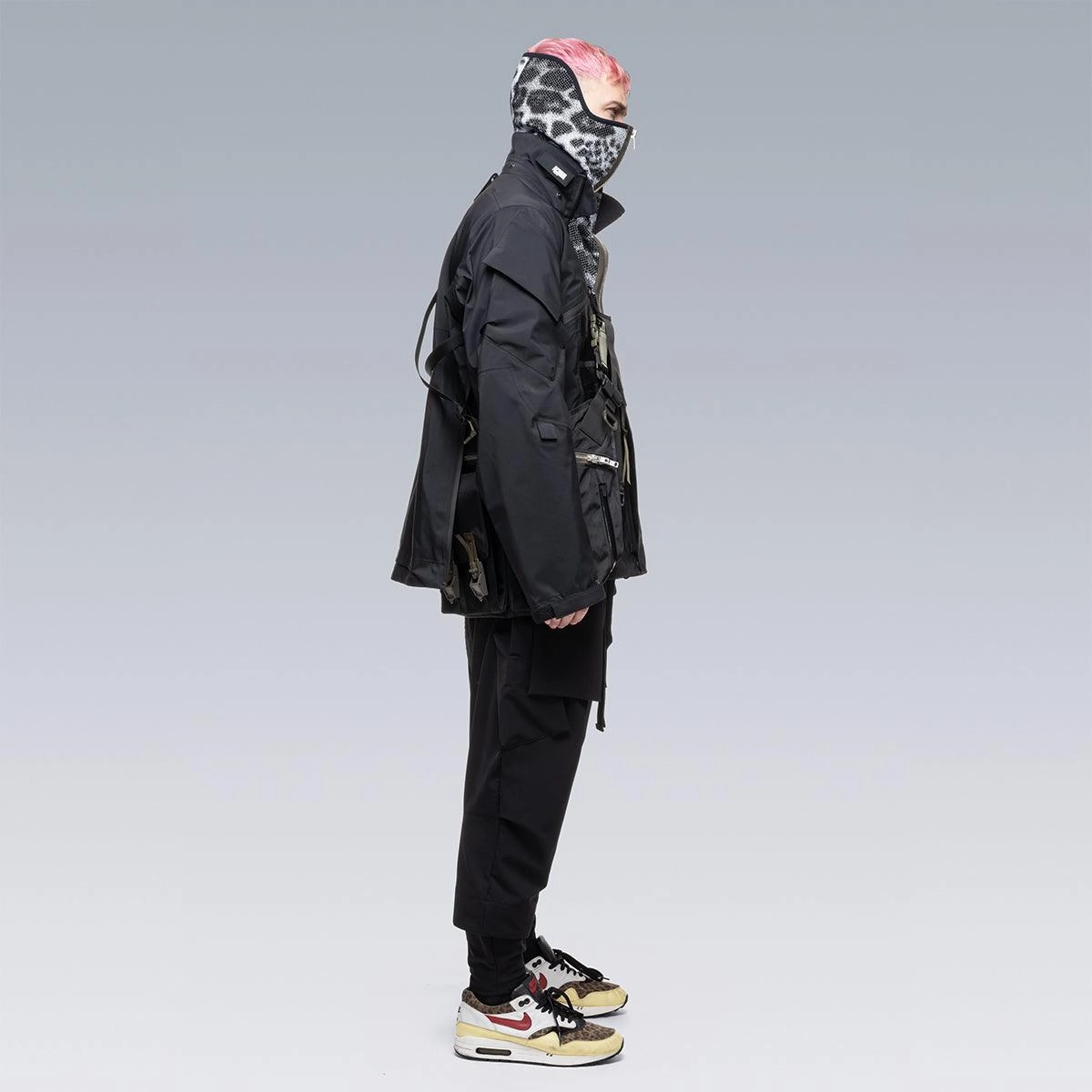 J1WTS-GT 'Black'
