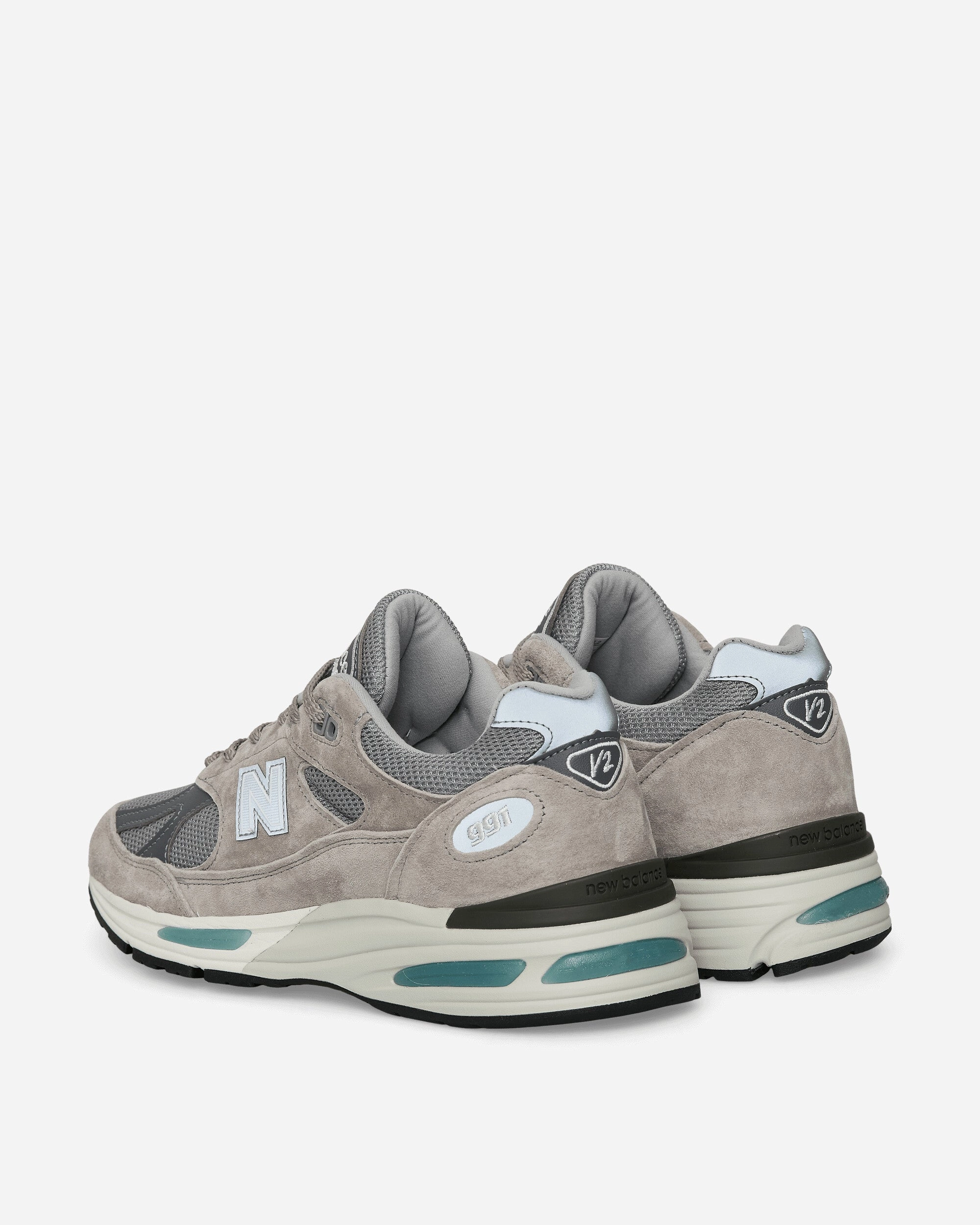Made in UK 991v2 Sneakers Dove / Alloy / Silver