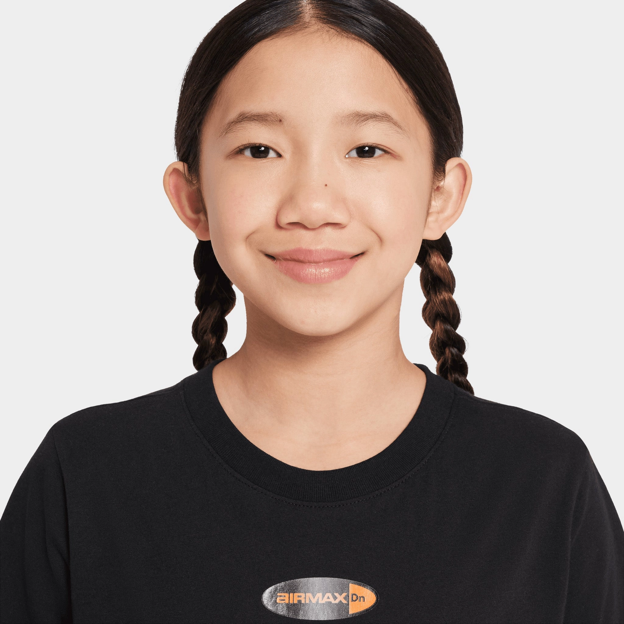 Nike Sportswear Juniors' Graphic T-Shirt / Black