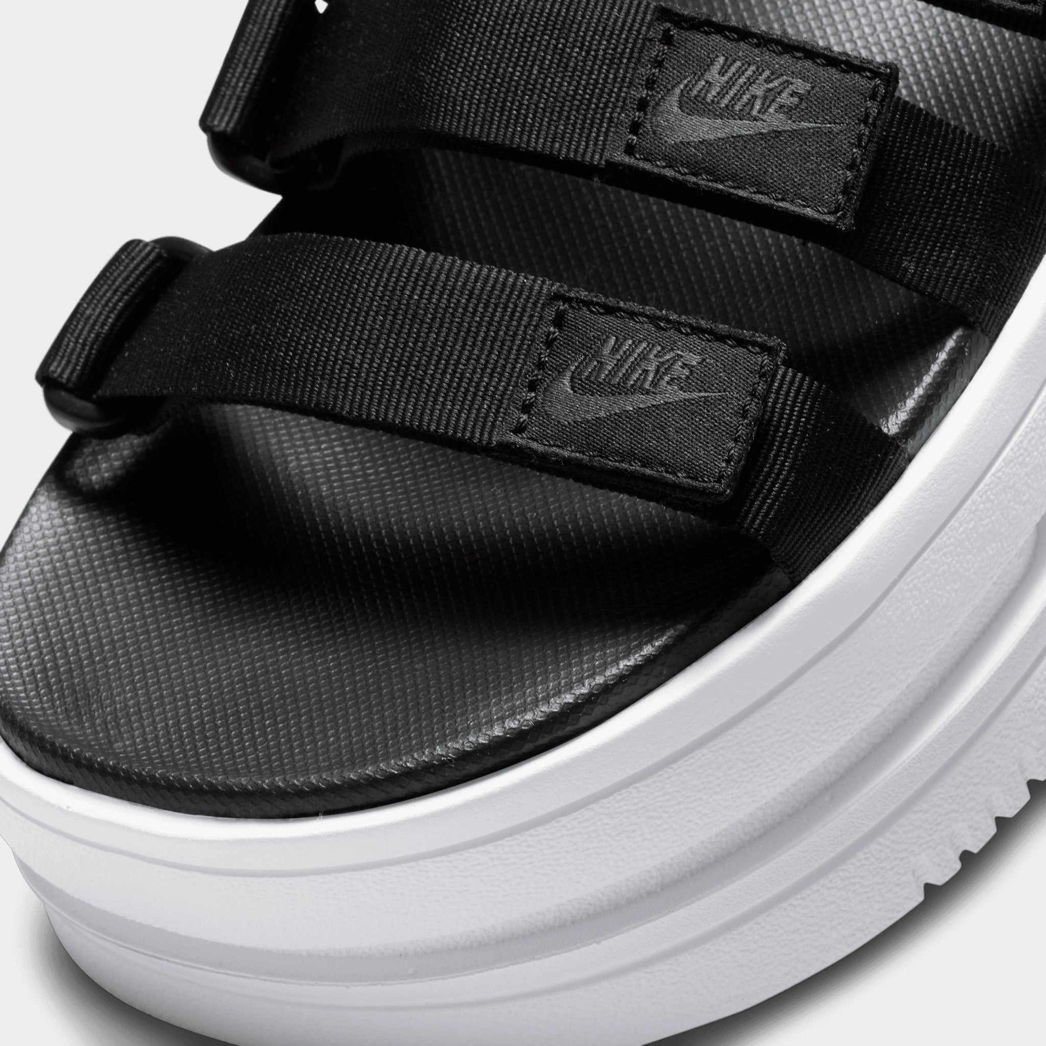 Nike Women's Icon Classic Black / White - White