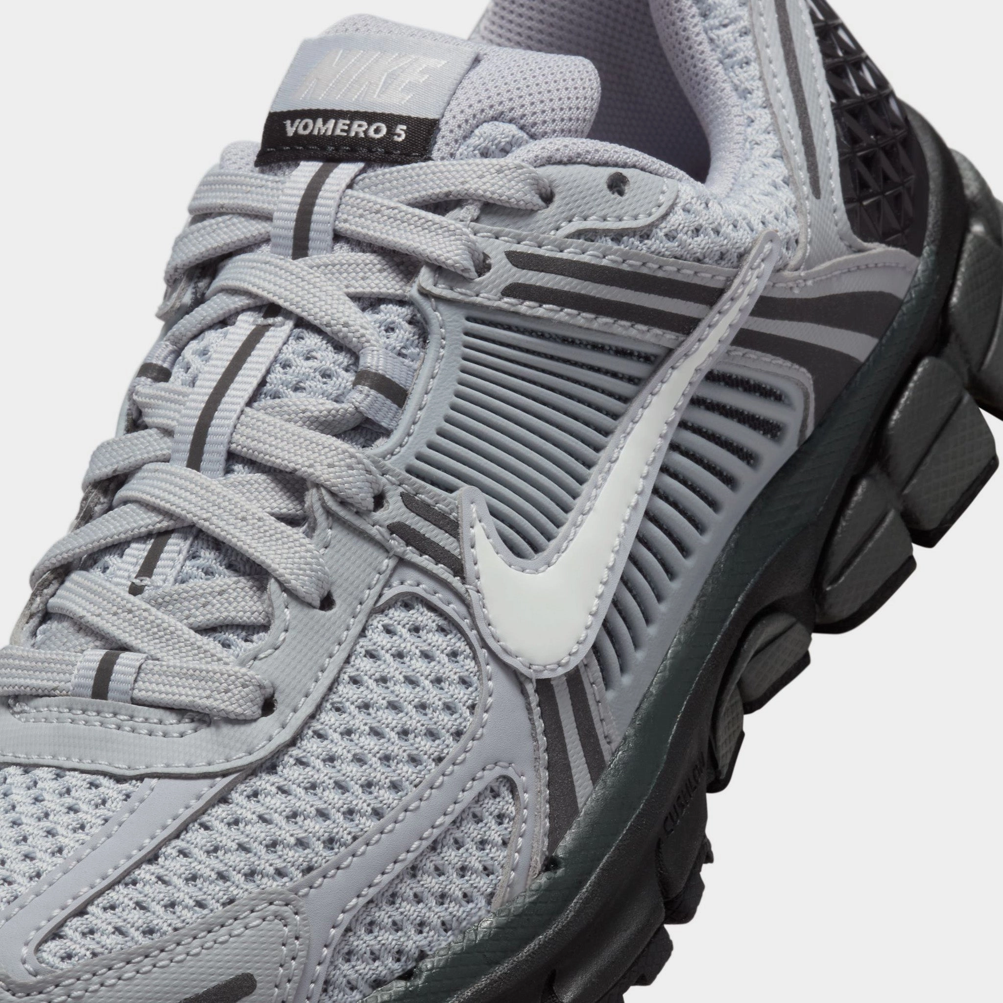 Nike Zoom Vomero 5 GS Wolf Grey / Summit White - Black